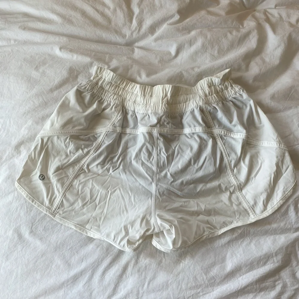 LULULEMON Tracker Lined Short 4" - Picture 4 of 5